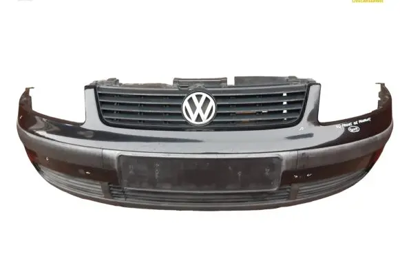Volkswagen PASSAT B5 Front bumper 3B0807231