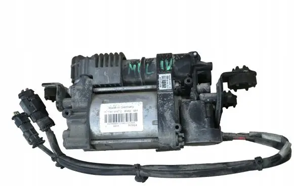 Maserati Levante Air suspension compressor/pump 15155000872