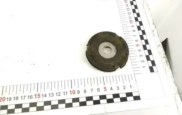 Coil spring mount