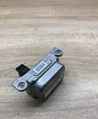 Renault Laguna I ESP acceleration yaw rate sensor 8200301391 10098514024