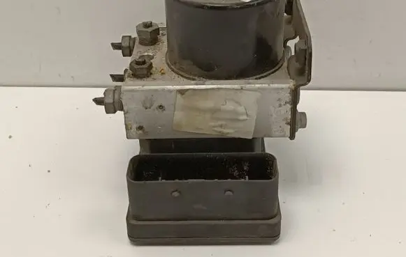 Ford Fiesta ABS Pump 8V512M110AD 06210213174