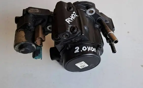 Fuel injection high pressure pump