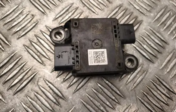 Volkswagen Multivan T6 Other control units/modules 04L906261K