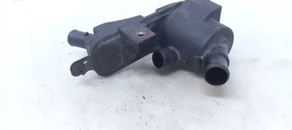 Breather/breather pipe/hose