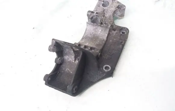 Seat Alhambra (Mk1) Generator/alternator bracket 045903143C