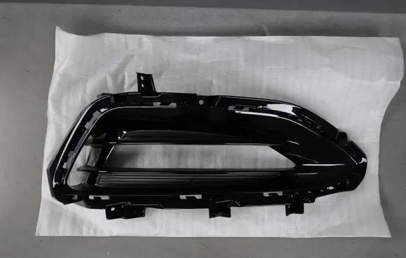 Hyundai i40 Front bumper lower grill XE865543Z510 865543Z510