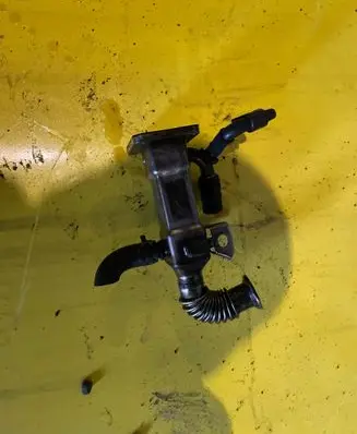Renault Scenic II - Grand scenic II EGR valve cooler 8200463548