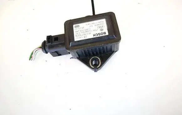 Audi A6 S6 C5 4B ESP acceleration yaw rate sensor 8e0907637a 0265005245