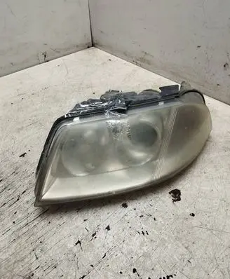 Volkswagen PASSAT B5.5 Headlight/headlamp 3B0941015AN