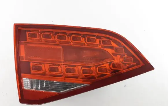 Audi A4 S4 B8 8K Tailgate rear/tail lights