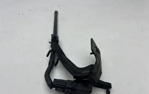 Nissan X-Trail T32 Headlight/headlamp level sensor 538124BA0A