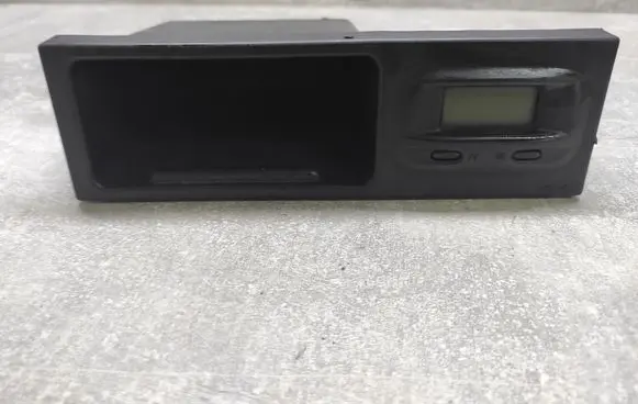 Mazda 323 F Screen/display/small screen BJ3D55710