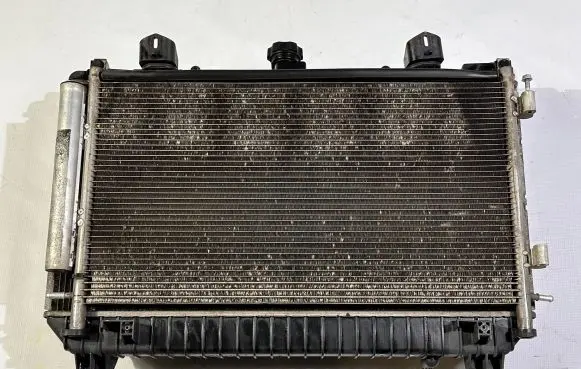 Chevrolet Camaro Radiator set 3E012218
