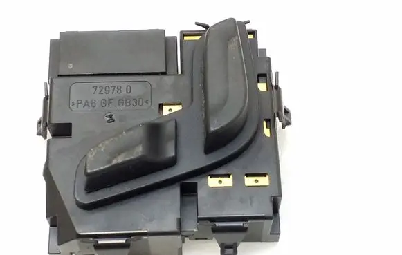 Mercedes-Benz E W212 Seat control switch A2048701958 03467816 729780