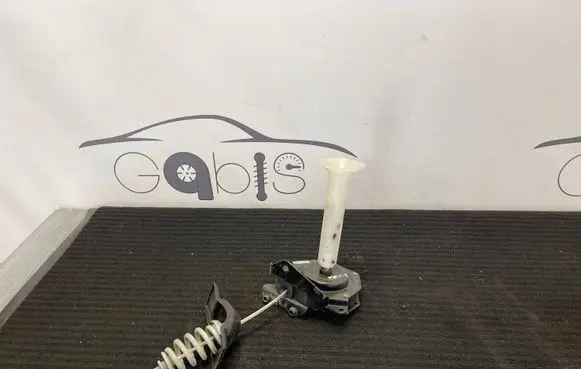 Dodge RAM Spare wheel mounting bracket 6923394 0025668
