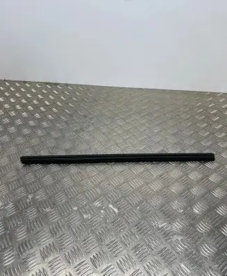 Jaguar XF X260 Rubber seal front door window/glass 