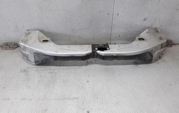 Top upper radiator support slam panel