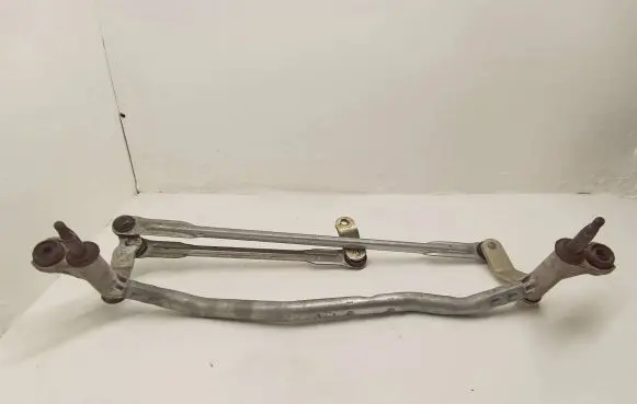 Seat Ateca Front wiper linkage 