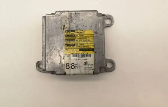 Toyota Avensis T250 Airbag control unit/module 8917005160