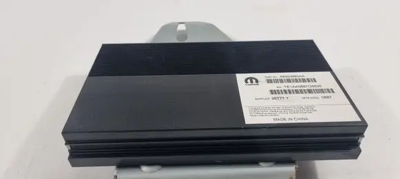 Jeep Grand Cherokee Sound amplifier 68303980AA