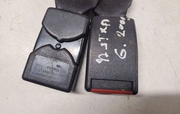 Opel Astra G Middle seatbelt buckle (rear) 90560663 00066686 150399