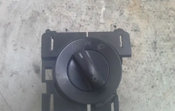 Volkswagen Transporter - Caravelle T5 Light switch 6Q0941531B