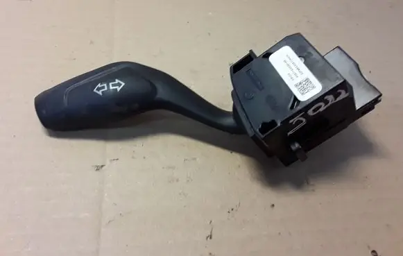 Ford C-MAX II Indicator stalk AV6T13335AB