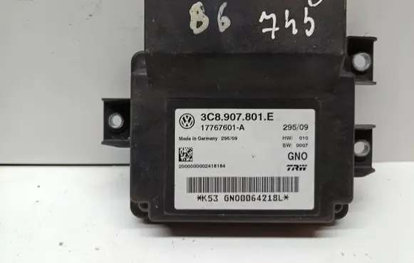 Volkswagen PASSAT B6 Hand brake control module 3C8907801E 17767601A N00064218L