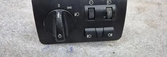 Light switch
