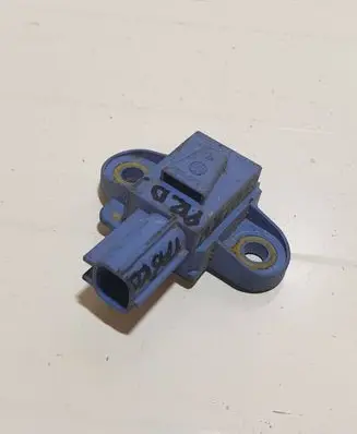 Volkswagen Golf V Airbag deployment crash/impact sensor 1K0955557A