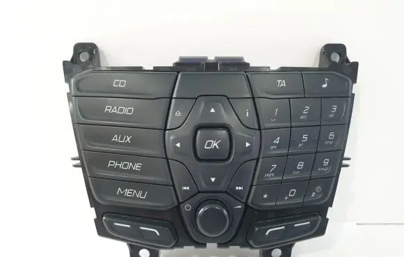 Head unit multimedia control