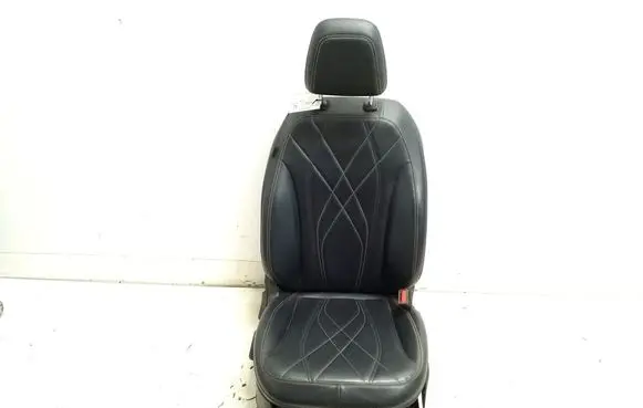 Ford Mach-E I Front passenger seat 