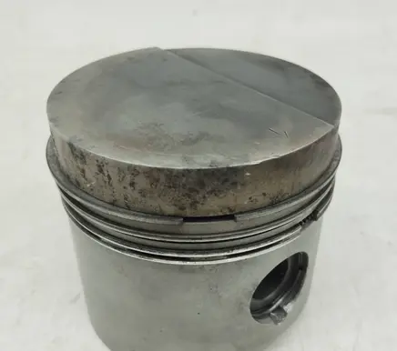 Mercedes-Benz 190 230 W110 W111 Piston 1300309817 A1300309817 M130