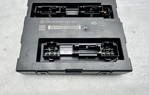 Audi A8 S8 D4 4H Comfort/convenience module 4H0907064GD 4H0907064