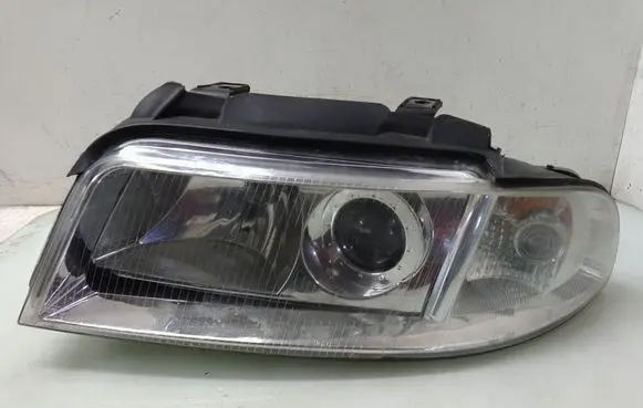 Audi A4 S4 B5 8D Headlight/headlamp 