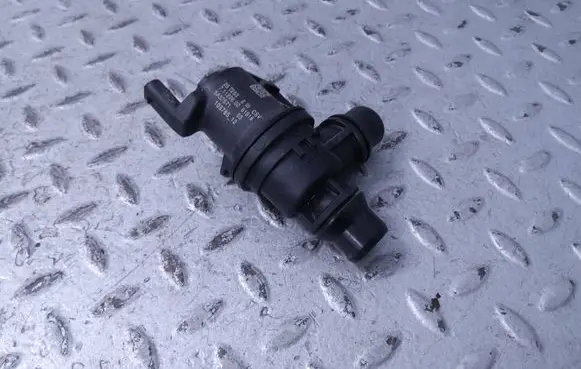 BMW X1 U11 Coolant heater control valve 5A37571 11515A37571