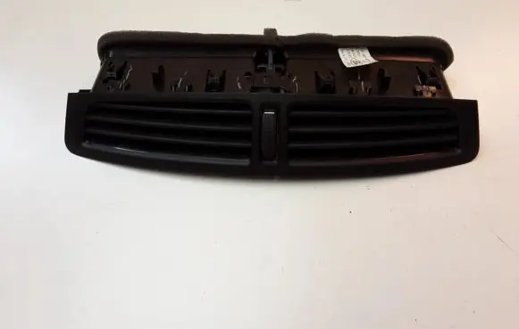Ford Kuga II Dash center air vent grill AM51R01815AC