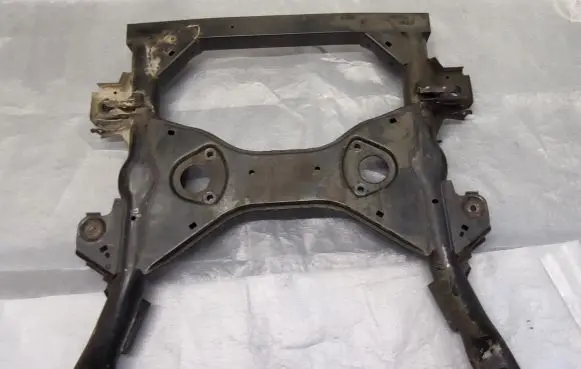 Mercedes-Benz Vito Viano W639 Front subframe A6393302606 6393302606