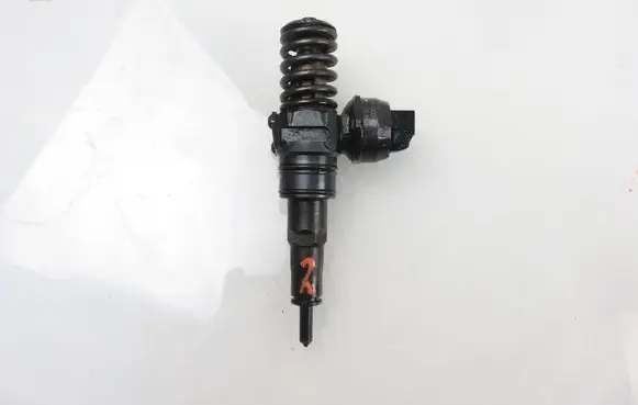 Volkswagen Polo III 6N 6N2 6NF Fuel injector 0414720038 038130073AK