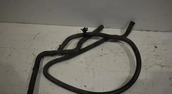 Ford Mondeo Mk III Engine coolant pipe/hose