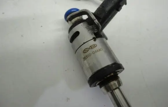 Hyundai i20 (GB IB) Fuel injector 35310-04AA0