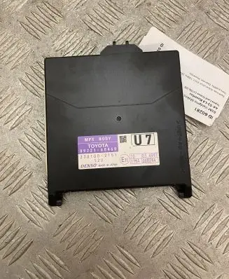 Toyota Land Cruiser (J150) BSM Control unit 8922160460
