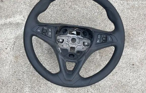 Opel Zafira C Steering wheel 39046263