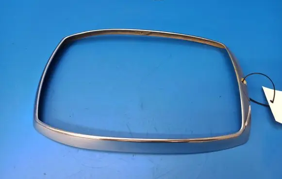 Mercedes-Benz COMPAKT W115 Under headlight/headlamp trim 100710