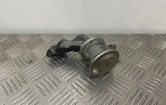 Audi A6 C7 EGR valve 06E131102B
