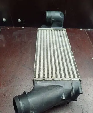 Citroen C4 Grand Picasso Intercooler radiator 9656525880