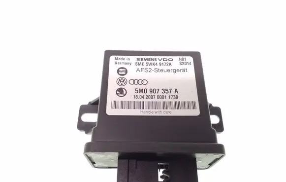 Volkswagen PASSAT B6 Light module LCM 5M0907357A 5WK49172A