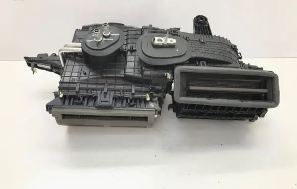 Ford Mustang Mach-E Interior heater climate box assembly LJ9A19B555ABJ
