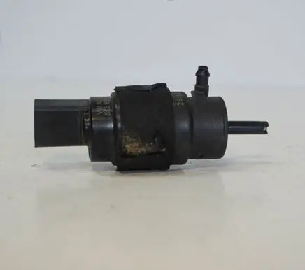 Audi A6 S6 C7 4G Windscreen/windshield washer pump 8K5955647
