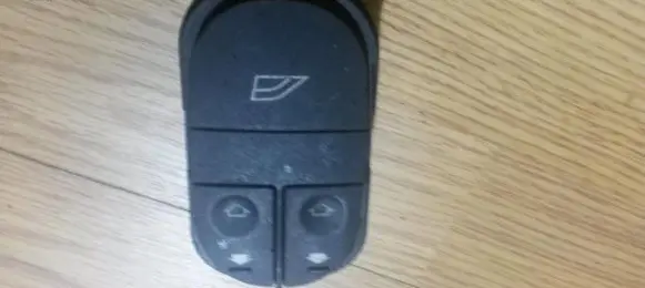 Ford Mondeo MK I Electric window control switch 93bg14529ba